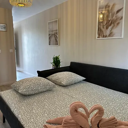 Magnifique Le Flamant Dore Avec Loggia, Terrasse & Climatisation, Proche Appartement Aigues-Mortes